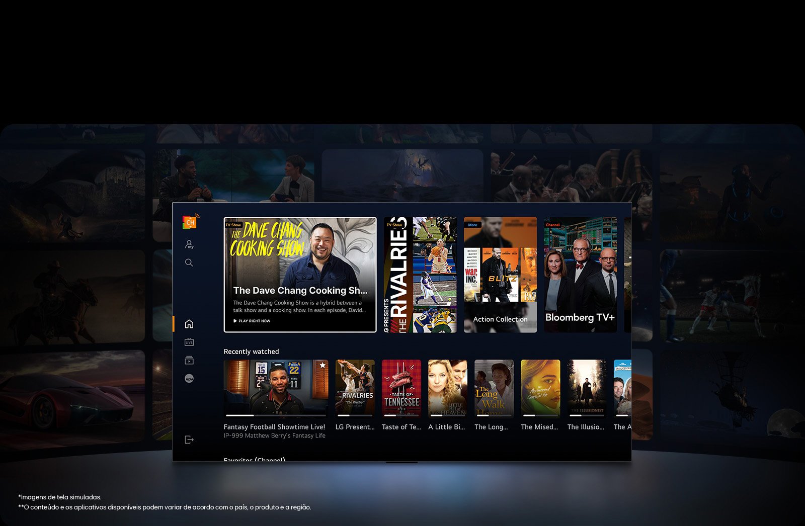 Uma LG TV em primeiro plano mostrando uma seleção de miniaturas de filmes e programas de TV. Os textos “Coleção de ação”, “Bloomberg TV+” e “Assistidos recentemente” aparecem na imagem. O espaço em frente à TV está levemente iluminado como se fosse pela luz da TV. Atrás da TV, no escuro, há mais miniaturas de filmes e programas de TV.